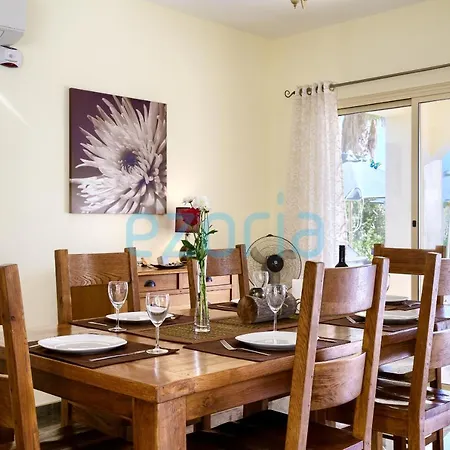 Villa Felicia In Sea Caves Paphos