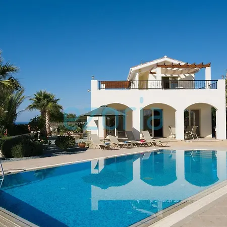 Villa Felicia In Sea Caves *