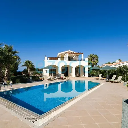 Villa Felicia In Sea Caves *